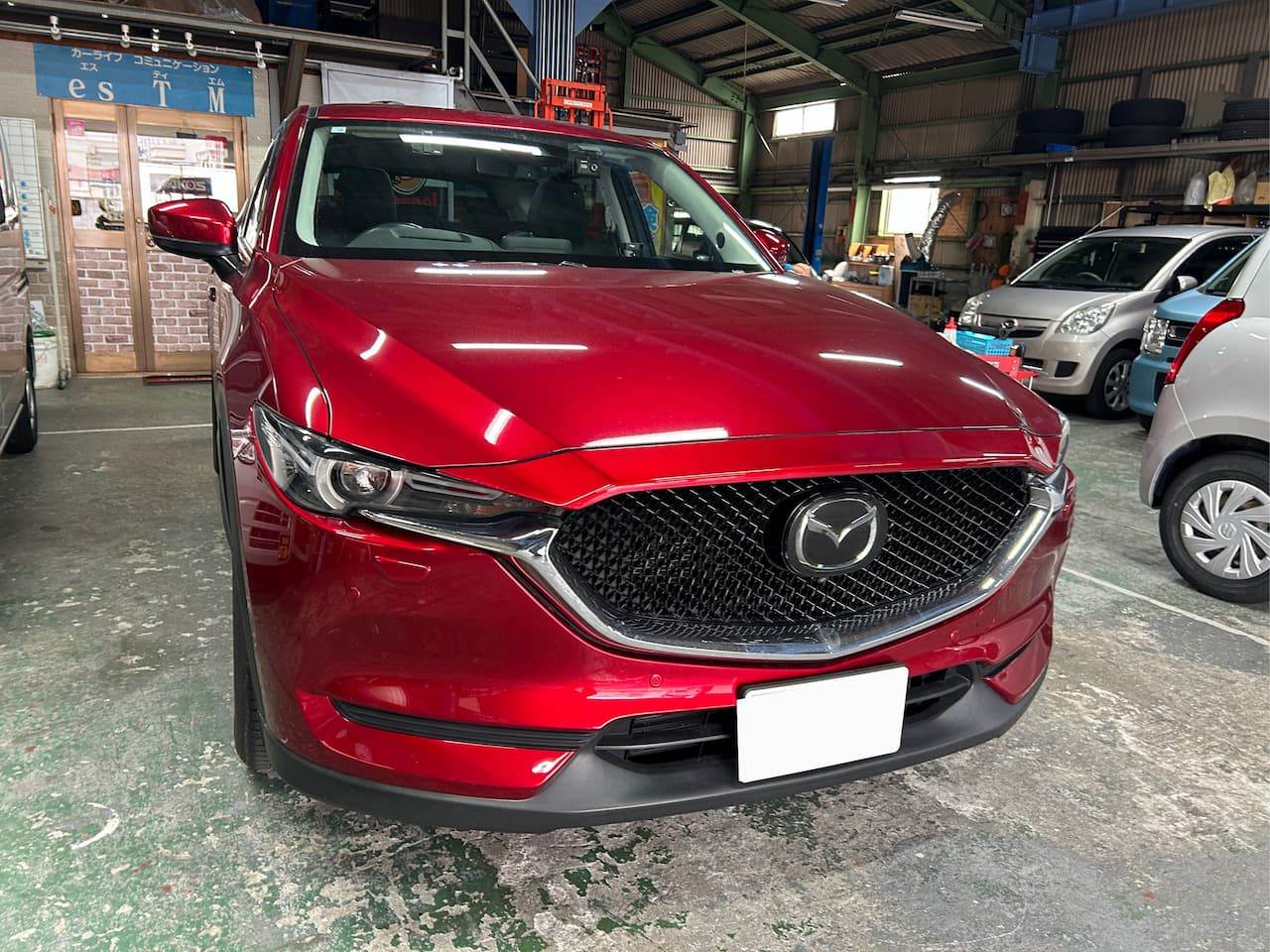 CX-5　　　　　　　　　　　　　安全運転には左ミラーは大切